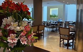Urquiza Apart Hotel&Suites